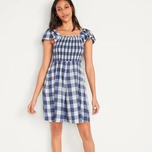 Old Navy fit & flare gingham dress!